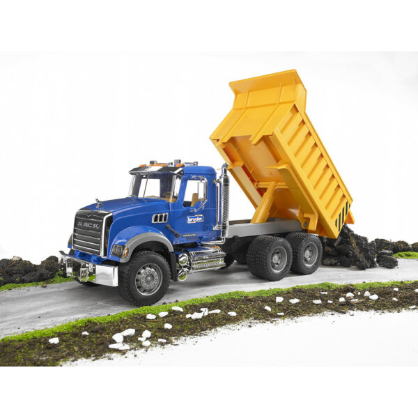 02815_6 BRUDER - CAMION BASCULANTA MACK GRANITE - BR02815