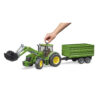 BRUDER - TRACTOR JOHN DEERE 7930 CU INCARCATOR FRONTAL SI REMORCA BASCULANTA PE OSIE - BR03055