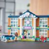 41682_alt19 Lego Friends 41682 - Scoala orasului Heartlake