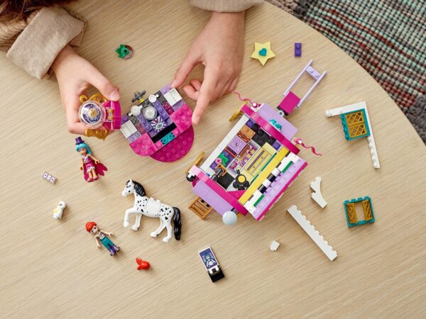Lego Friends 41688 - Caravana magica