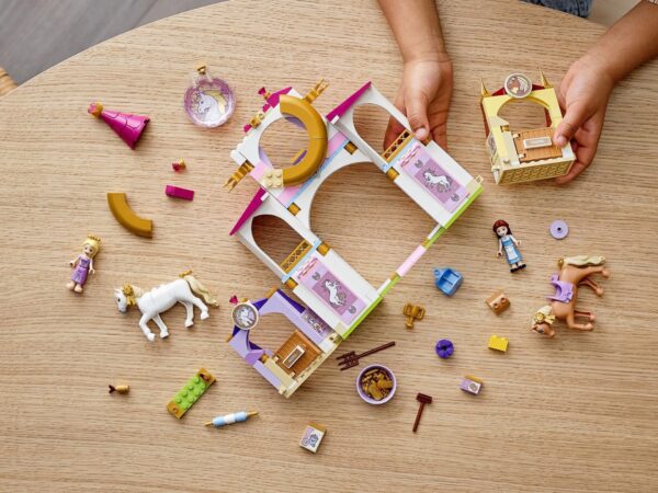 Lego Disney Princess 43195 – Grajdurile regale ale lui Belle si Rapunzel