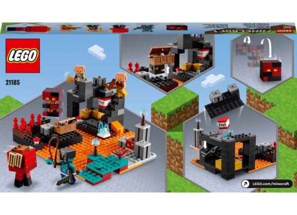 LEGO Minecraft - Bastionul din Nether 21185, 300 piese