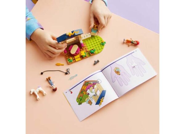41696-lego-friends-4 LEGO Friends - Grajdul de ingrijire a poneilor 41696, 60 piese