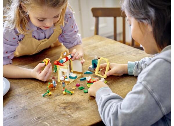 LEGO Friends - Pizzeria Heartlake City 41705, 144 piese