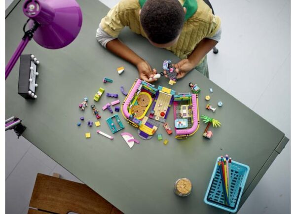 LEGO Friends - Roller Disco Arcade 41708, 642 piese