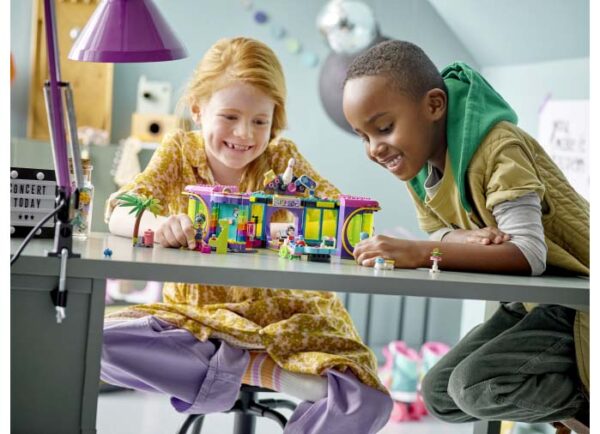 LEGO Friends - Roller Disco Arcade 41708, 642 piese