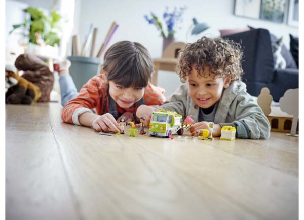 41712-lego-friends-5 LEGO Friends - Camion de Reciclat 41712, 259 piese