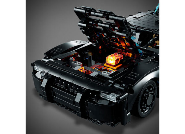 LEGO Technic - THE BATMAN - BATMOBIL 42127, 1360 piese