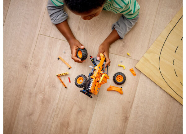 42135-lego-technic-4 LEGO Technic - Monster Jam El Toro Loco 42135, 247 piese