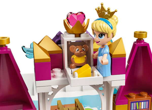 LEGO Disney - Aventurile lui Ariel, Belle, Cenusareasa si Tiana 43193, 130 piese