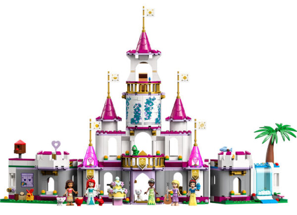 LEGO Disney - Castelul Aventurii Supreme 43205, 698 piese