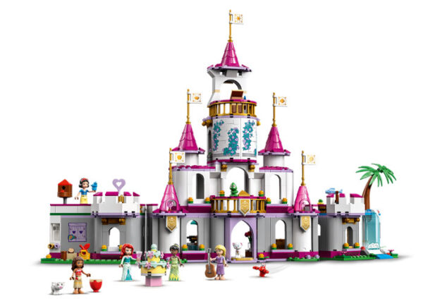 LEGO Disney - Castelul Aventurii Supreme 43205, 698 piese