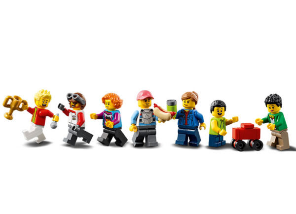 LEGO City - Arena de cascadorii 60295, 668 piese