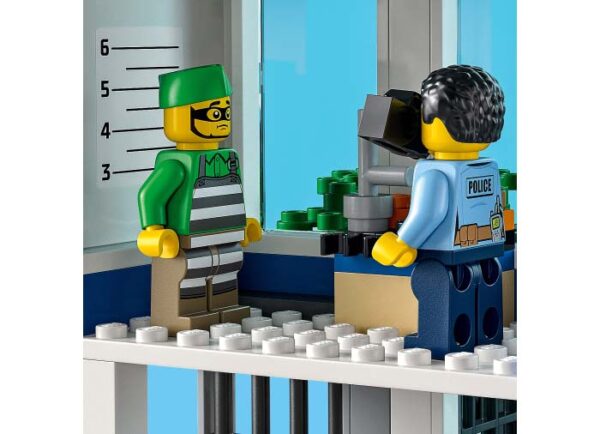 LEGO City - Sectia de politie 60316, 668 piese