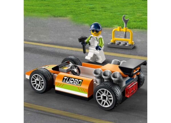 LEGO City - Masina de curse 60322, 46 piese