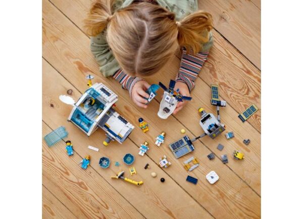 60349-lego-city-3 LEGO City - Statie Spatiala Selenara 60349, 500 piese