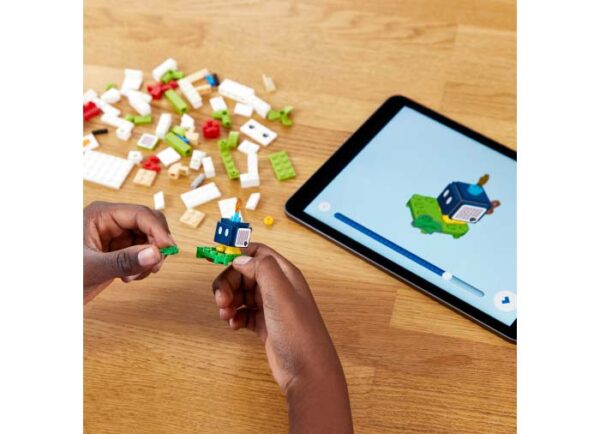 LEGO Super Mario - Set de extindere - Masina de clovni a lui Bowser Jr. 71396, 84 piese