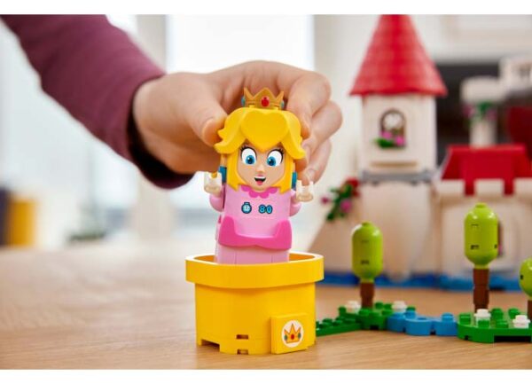 LEGO Super Mario - Set de extindere - Castelul lui Peach 71408, 1216 piese