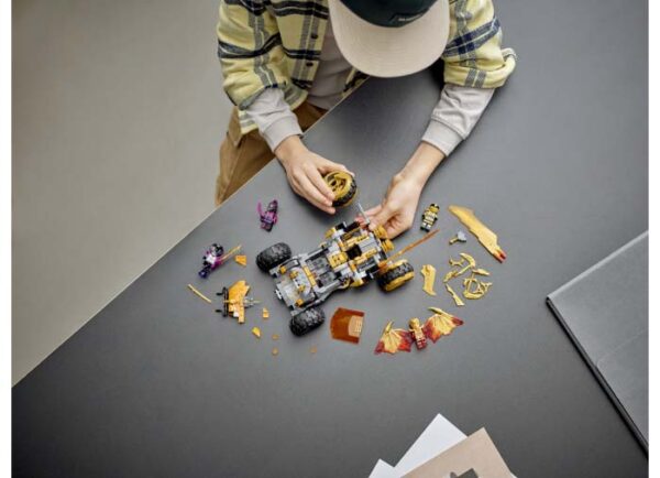 LEGO Ninjago - Masina Dragon a lui Cole 71769, 384 piese