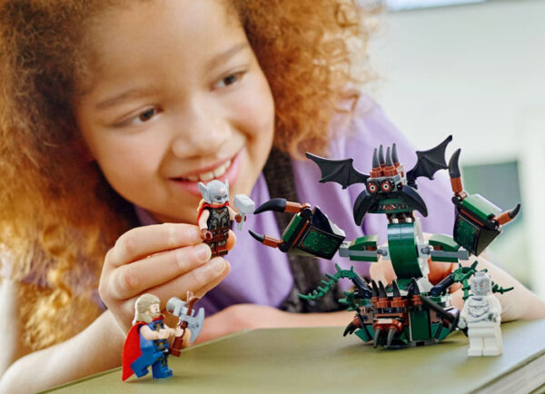 LEGO Marvel Super Heroes - Atac asupra noului Asgard 76207, 159 piese