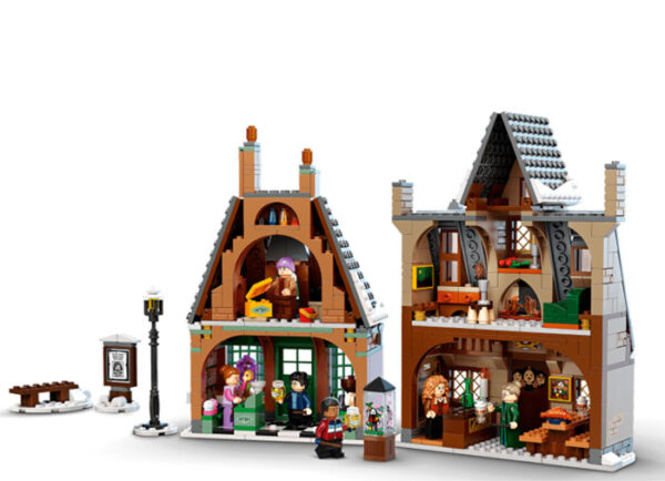 LEGO Harry Potter - Vizita la Hogsmeade 76388, 851 piese