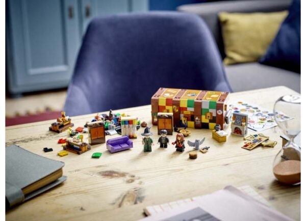 76399-lego-harry-potter-5 LEGO Harry Potter - Hogwarts: Cufarul Magic 76399, 603 piese