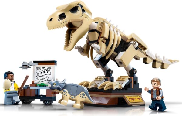 LEGO Jurassic World - Expozitia fosilei dinozaurului T. rex 76940, 198 piese