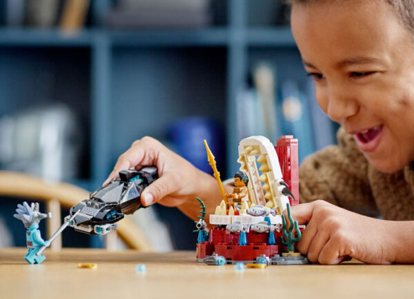 76213-lego-marvel-super-heroes-4 LEGO Marvel Super Heroes - Tronul regelui Namor 76213, 355 piese