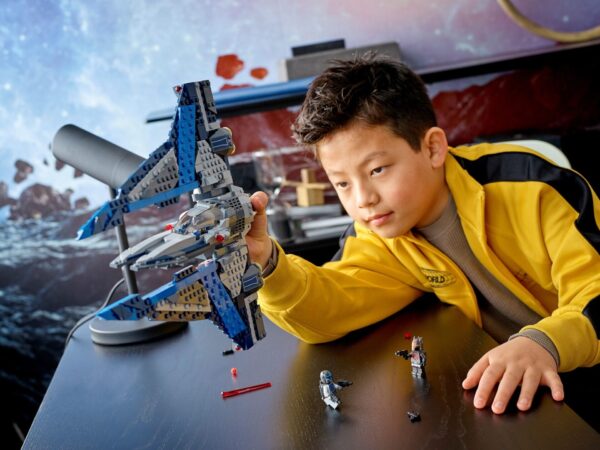 LEGO Star Wars - Starfighter Mandalorian 75316, 544 piese