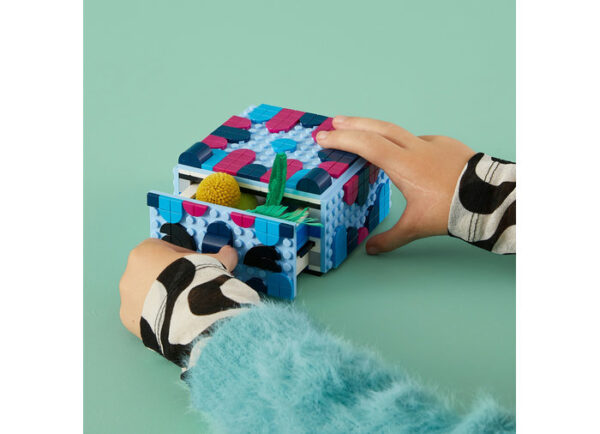 LEGO DOTS - Sertar creativ cu animale 41805, 643 piese