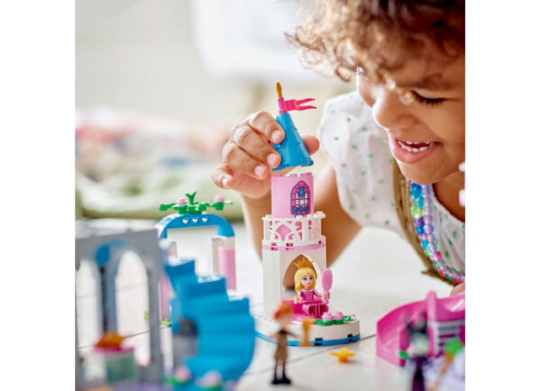 LEGO Disney - Castelul Aurorei 43211, 187 piese