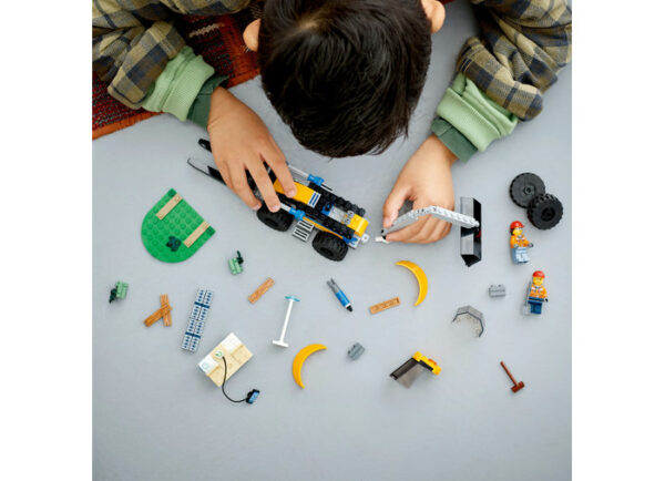 LEGO City - Excavator de constructii 60385, 148 piese