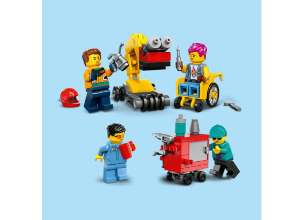 LEGO City - Service pentru personalizarea masinilor 60389, 507 piese