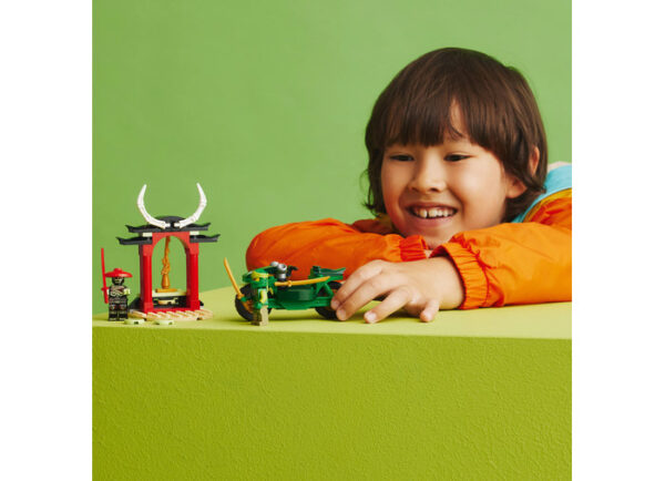 LEGO Ninjago - Motocicleta ninja a lui Lloyd 71788, 64 piese