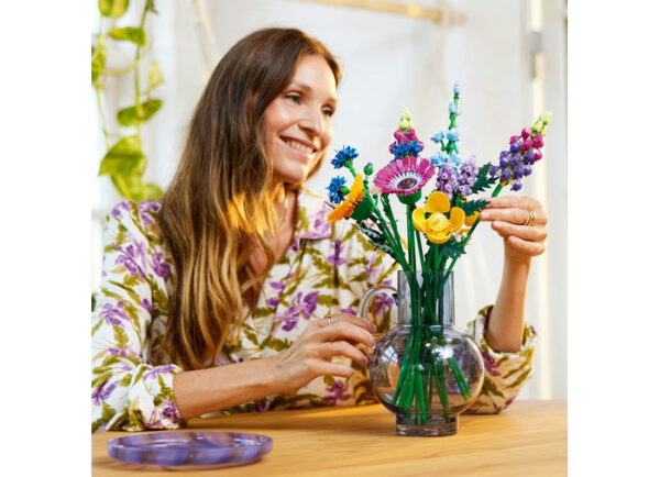 10313-lego-creator-expert-4 LEGO Creator Expert - Buchet de flori de camp 10313, 939 piese