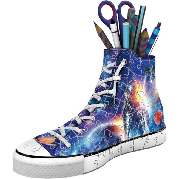 Puzzle 3D Suport Pixuri Sneaker Astronaut, 108 Piese - RVS3D11251