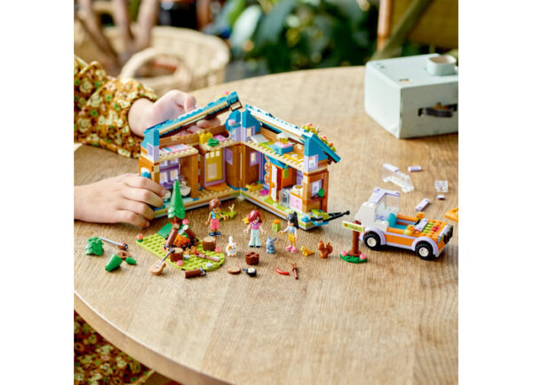 41735-lego-friends-3 LEGO Friends - Casuta mobila 41735, 785 piese