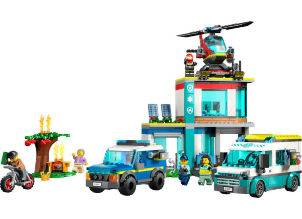 LEGO City - Centru pentru vehicule de urgenta 60371, 706 piese