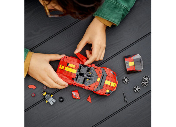 LEGO Speed Champions - Ferrari 812 Competizione 76914, 261 piese