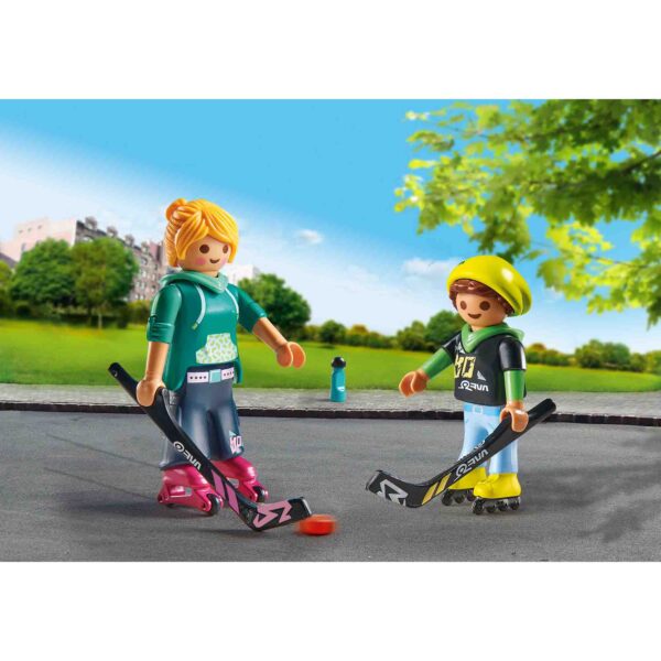 Playmobil - Set 2 Figurine - Mama Si Copilul Jucand Hochei - PM71209