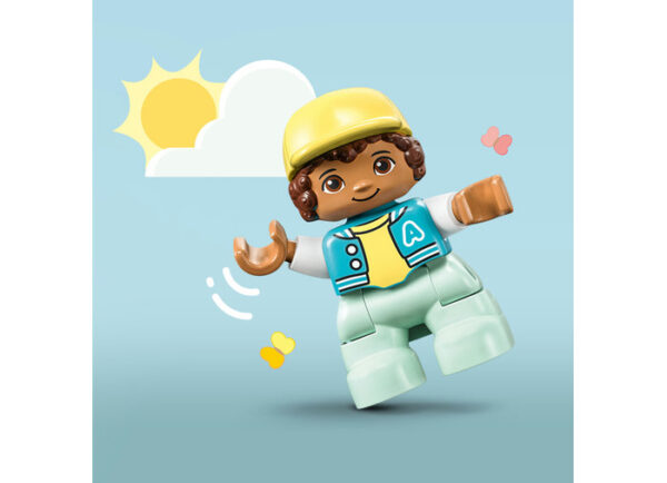 LEGO DUPLO - Tractor cu fructe si legume 10982, 19 piese