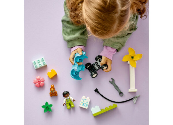 10985-lego-duplo-3 LEGO DUPLO - Turbina eoliana si masina electrica 10985, 16 piese