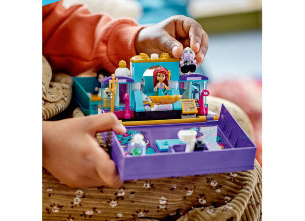 LEGO Disney - Cartea povestii Mica sirena 43213, 134 piese