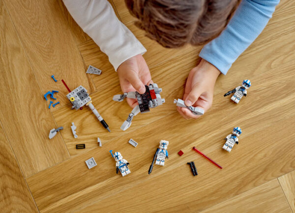 75345-lego-star-wars-3 LEGO Star Wars - Pachet de lupta Clone Troopers divizia 501 75345, 119 piese