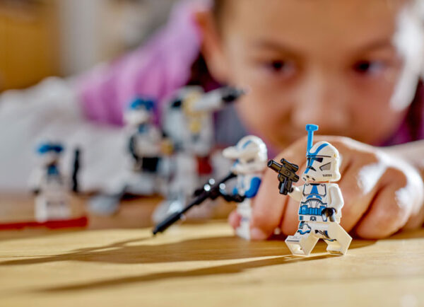 75345-lego-star-wars-5 LEGO Star Wars - Pachet de lupta Clone Troopers divizia 501 75345, 119 piese