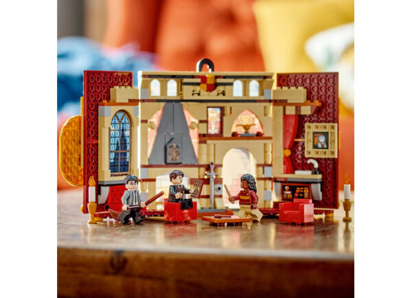 LEGO Harry Potter - Bannerul Casei Gryffindor™ 76409, 285 piese