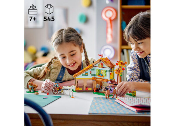 LEGO Friends - Grajdul pentru cai al lui Autumn 41745, 545 piese