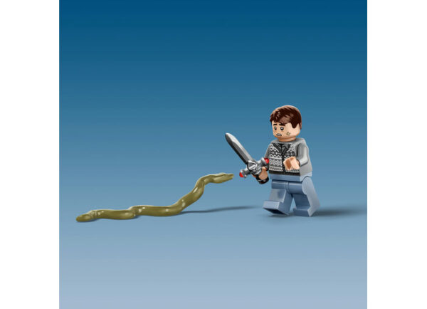LEGO Harry Potter - Batalia de la Hogwarts 76415, 730 piese