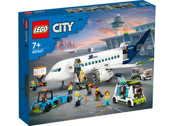 LEGO City - Avion de pasageri 60367, 913 piese