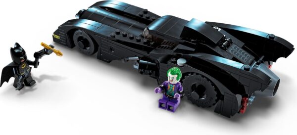 76224_alt2 LEGO DC Super Heroes - Batmobile: Batman pe urmele lui Joker 76224, 438 piese